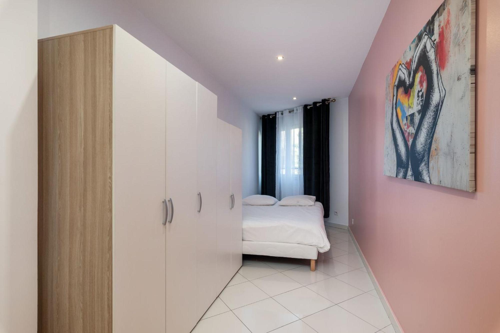 Maison Frappaz - 4 Bedrooms With Garden 维勒班 外观 照片