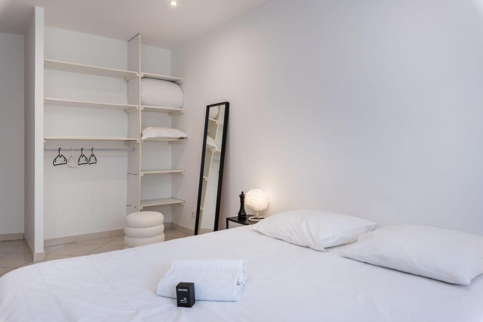 Maison Frappaz - 4 Bedrooms With Garden 维勒班 外观 照片