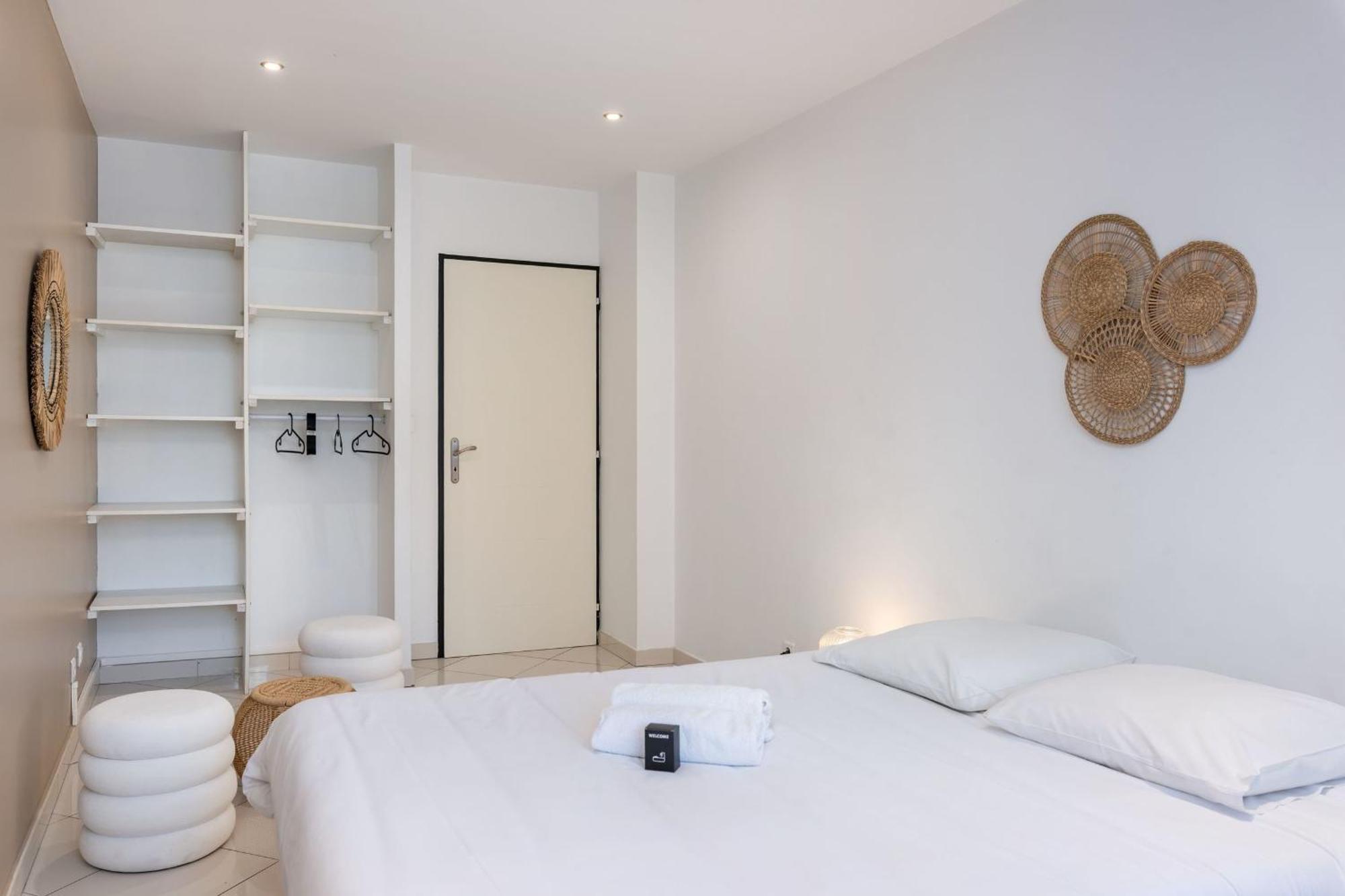 Maison Frappaz - 4 Bedrooms With Garden 维勒班 外观 照片