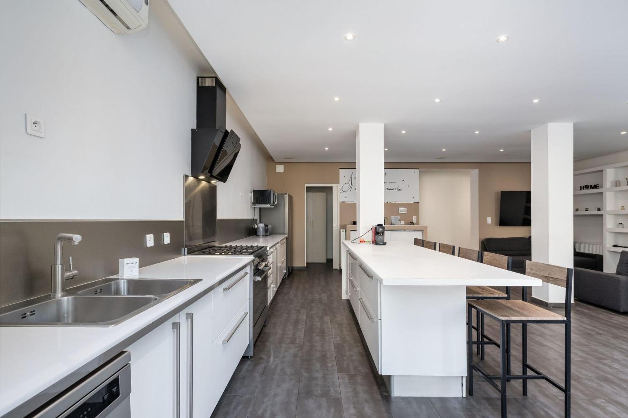 Maison Frappaz - 4 Bedrooms With Garden 维勒班 外观 照片