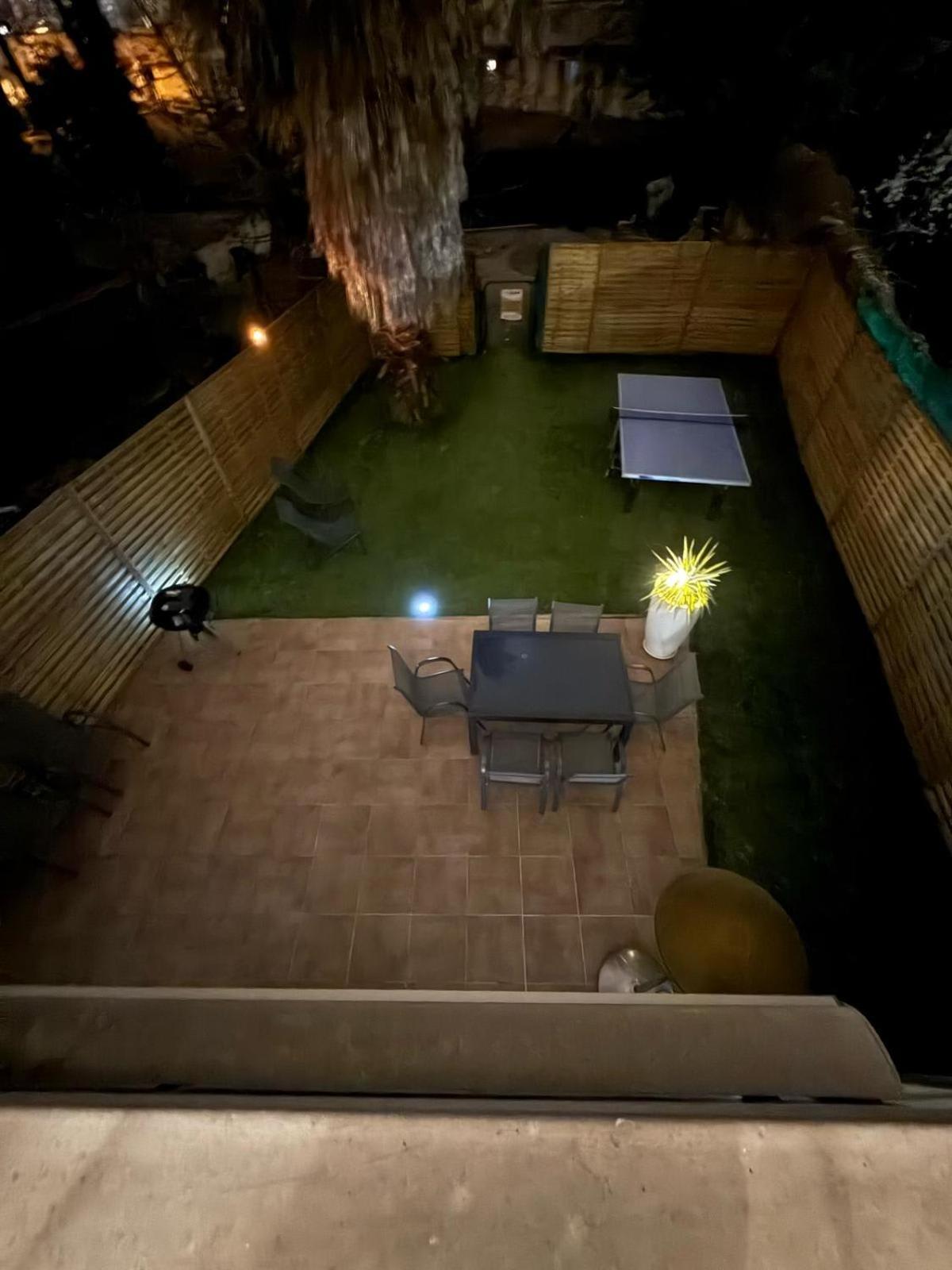 Maison Frappaz - 4 Bedrooms With Garden 维勒班 外观 照片